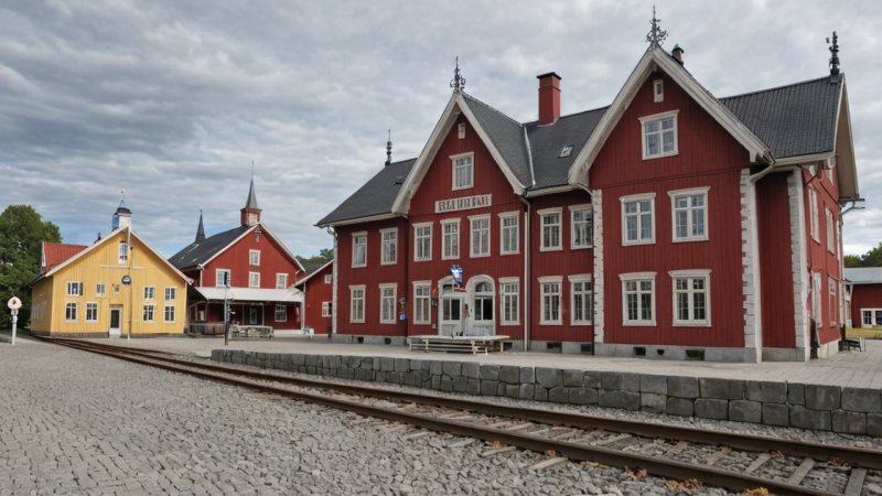 Østfold, historiske jernbanestasjoner, jernbanehistorie, Fredrikstad, Sarpsborg, lokal kultur, transport