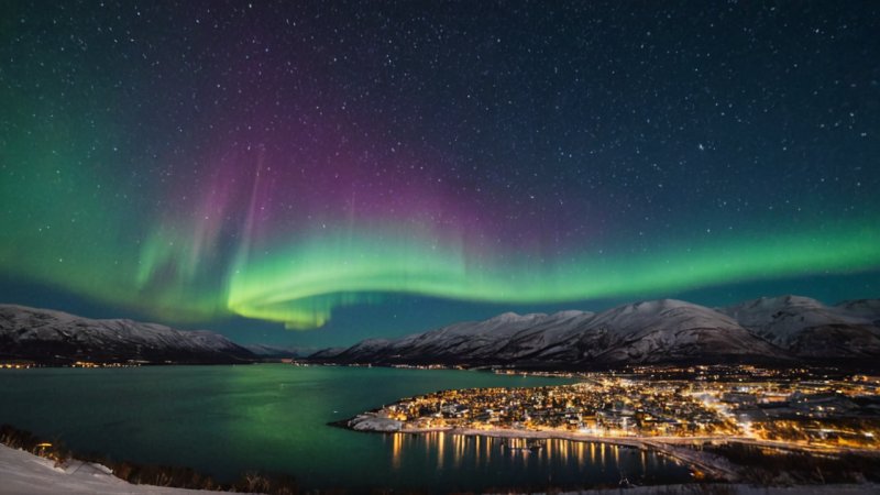 Nordlys, Tromsø, reiseguide, naturopplevelse, vinterturisme